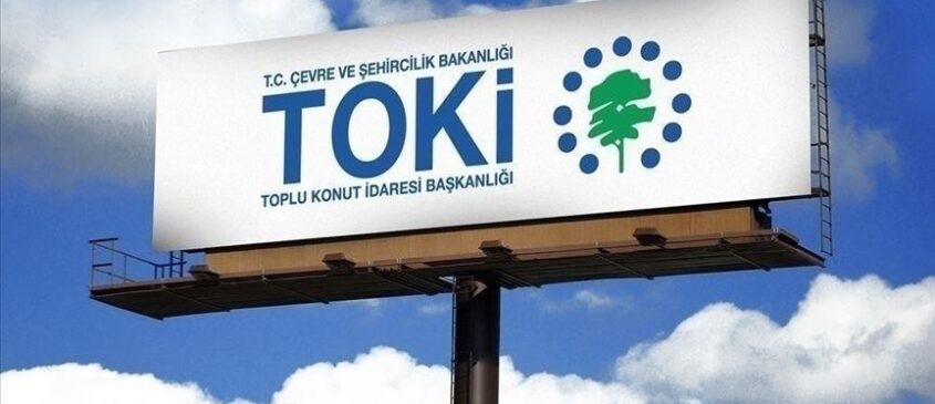 TOKİ 886 konutu hak sahiplerine teslim ediyor