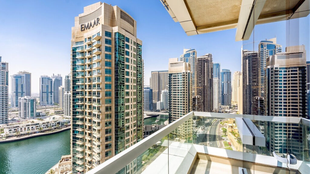 Dubai’de çok sayıda ünlü isim gayrimenkul yatırımıyla gündeme geliyor.